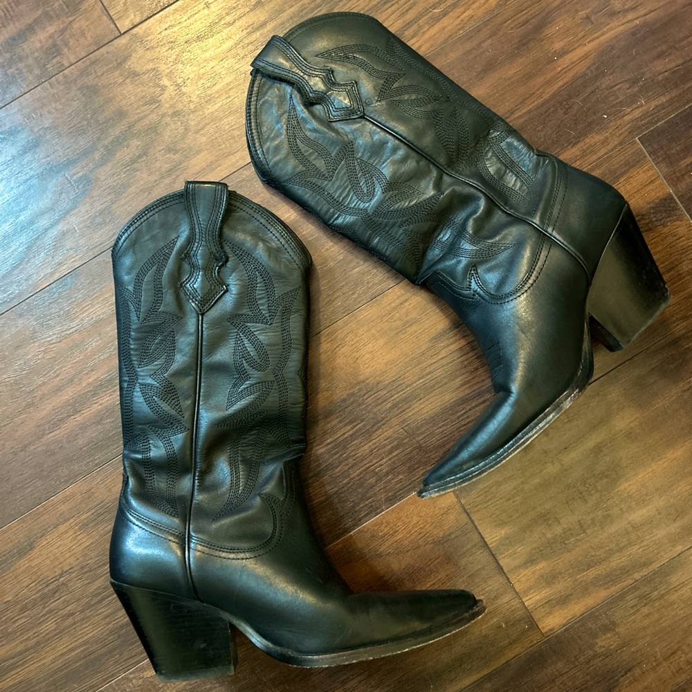 Classic Black Western Leather Cowboy Boots